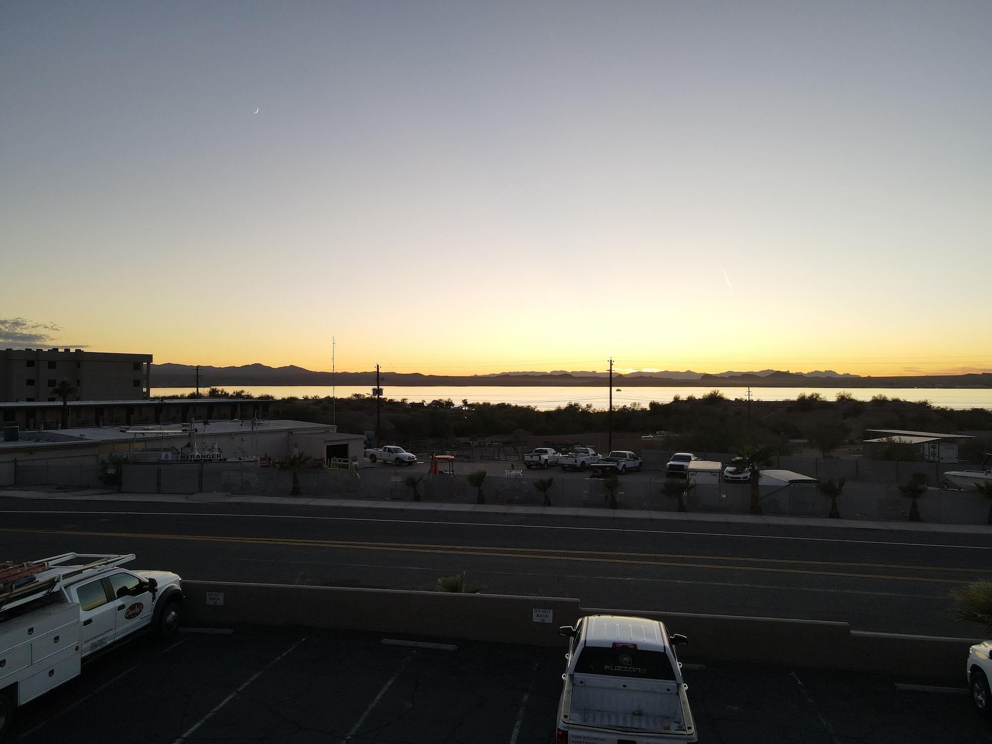Travelodge By Wyndham Lake Havasu Lake Havasu City Esterno foto
