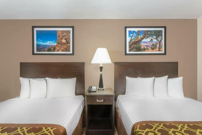 Travelodge By Wyndham Lake Havasu Lake Havasu City Esterno foto